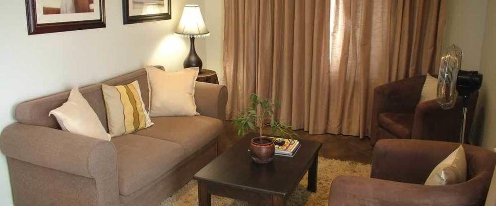 Lalapanzi Lodge Somerset West Buitenkant foto