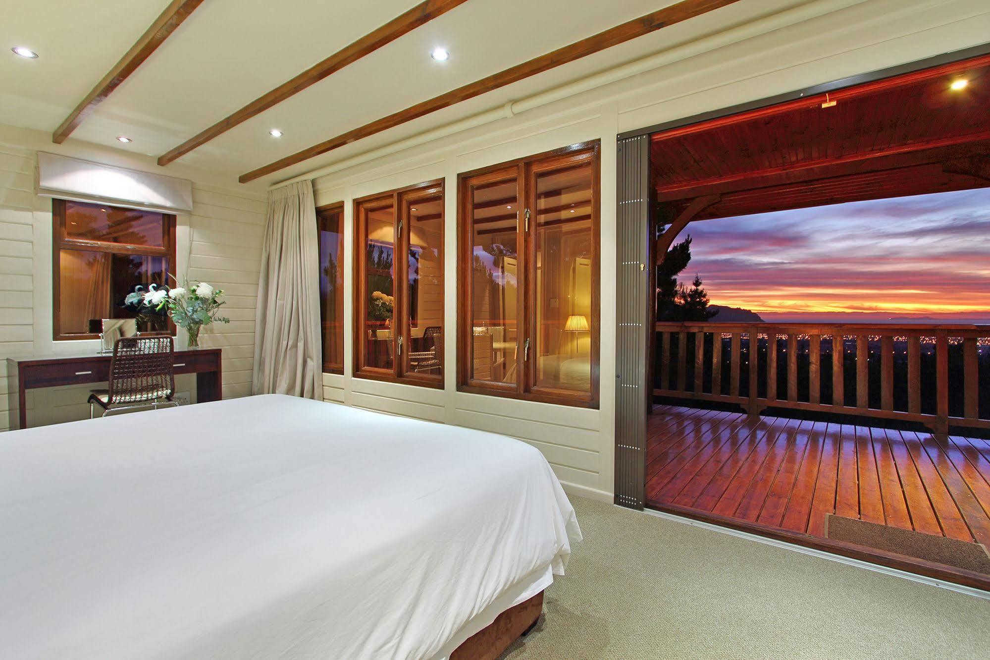 Lalapanzi Lodge Somerset West Buitenkant foto
